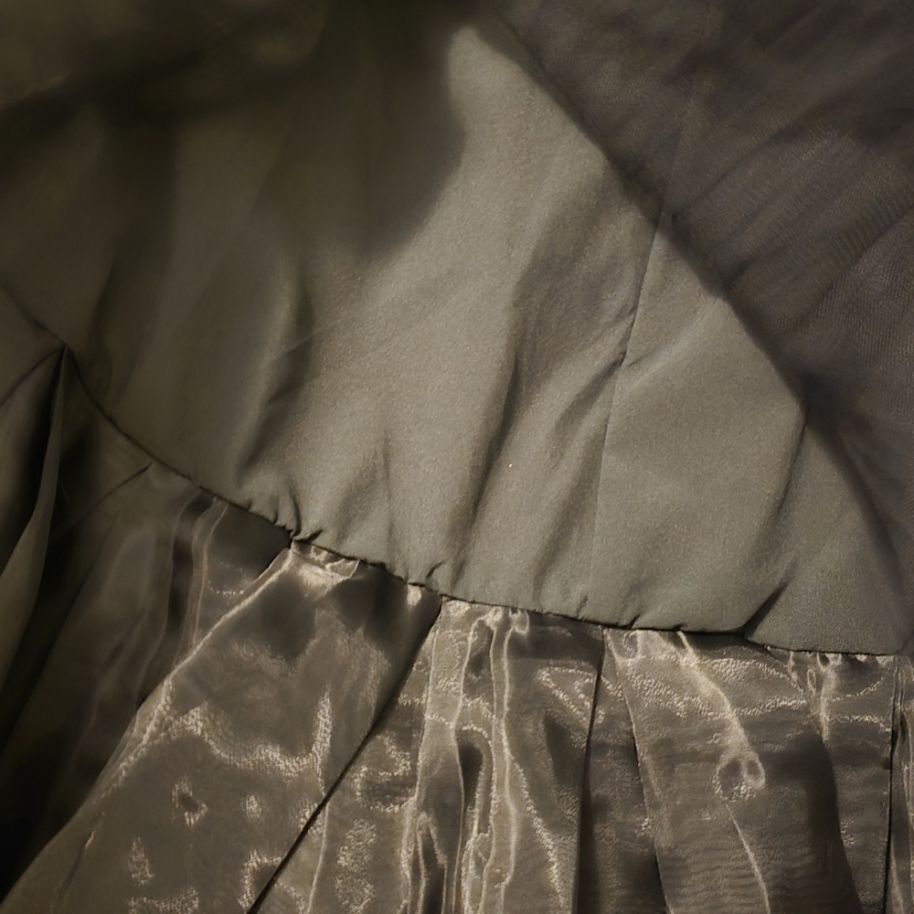 Gracia black Skirt - Picture 10 of 10